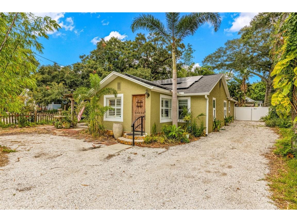 825 Carolina Avenue Tarpon Springs FL 34689 U8249714 image1