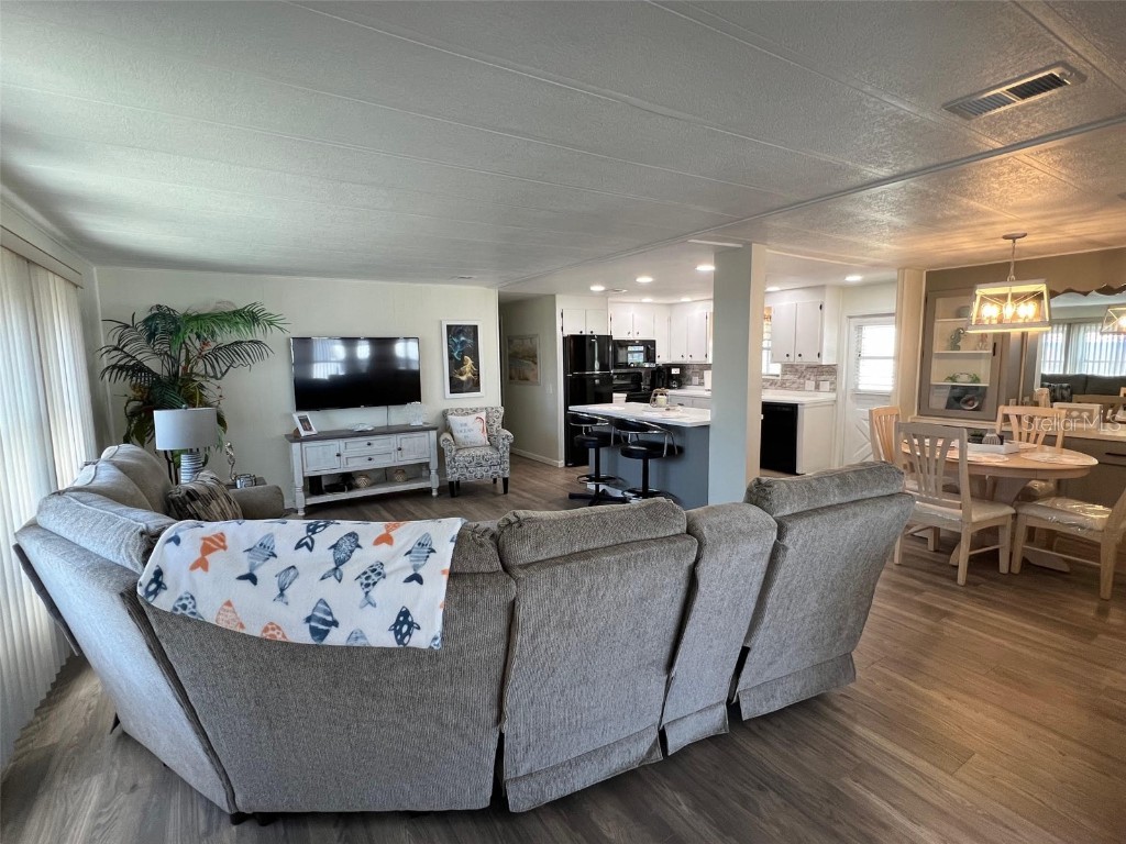 825 Coconut Palm Street Largo FL 33778 TB8374519 image10