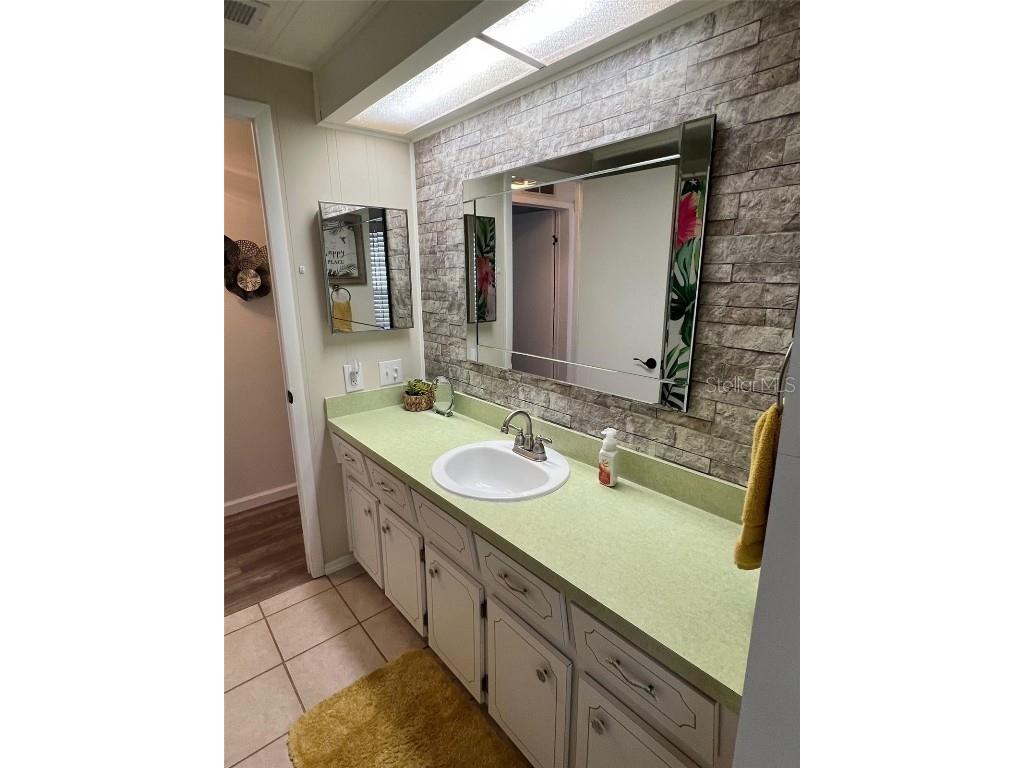 825 Coconut Palm Street Largo FL 33778 TB8374519 image29