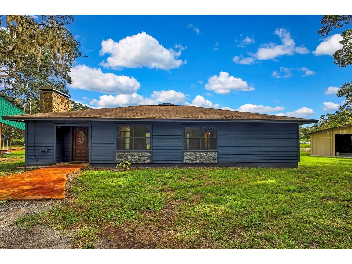 825 Crenshaw Lake Road Lutz FL 33548 - POND TB8423476 image1