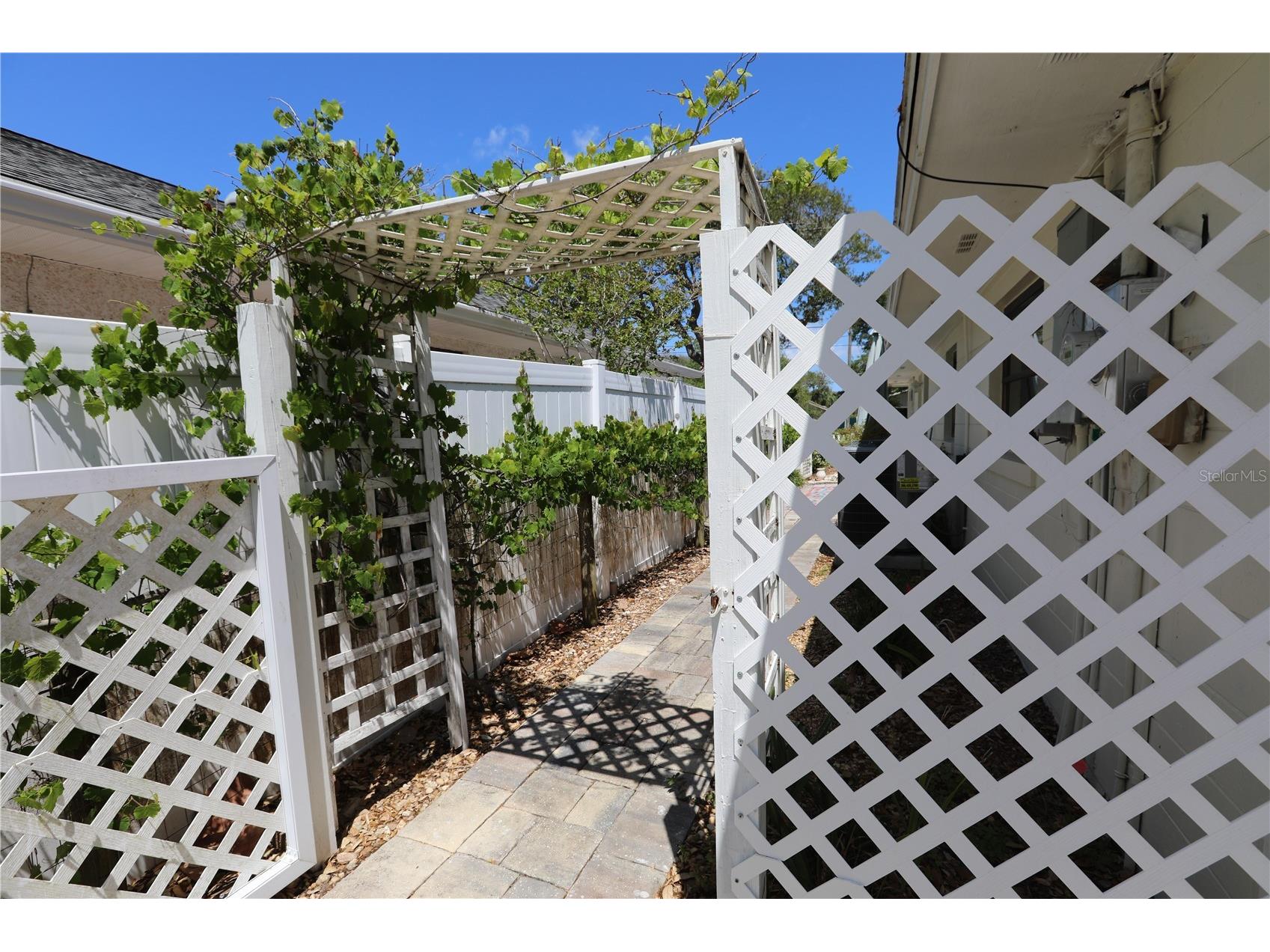 825 E 23rd Avenue New Smyrna Beach FL 32169 NS1088146 image45