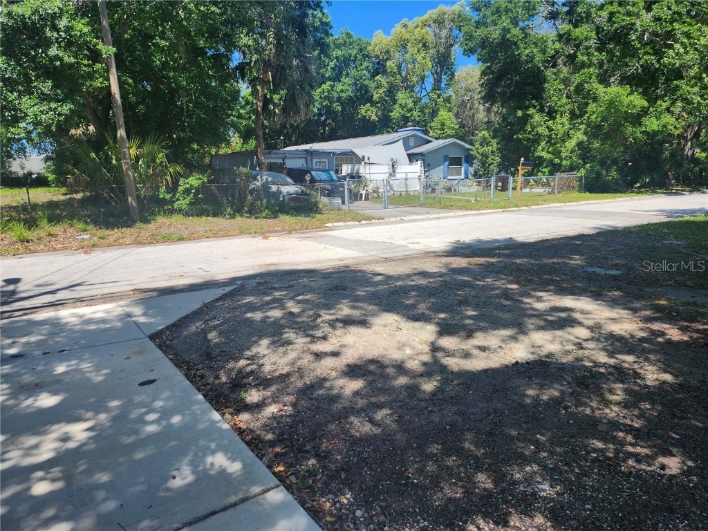 825 Lincoln Avenue Tarpon Springs FL 34689 W7874322 image32