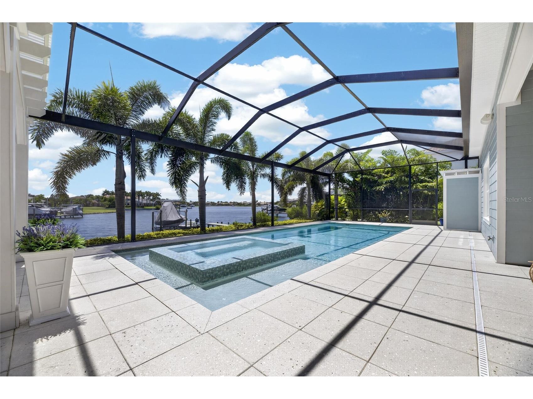 825 Manns Harbor Drive Apollo Beach FL 33572 TB8520847 image2