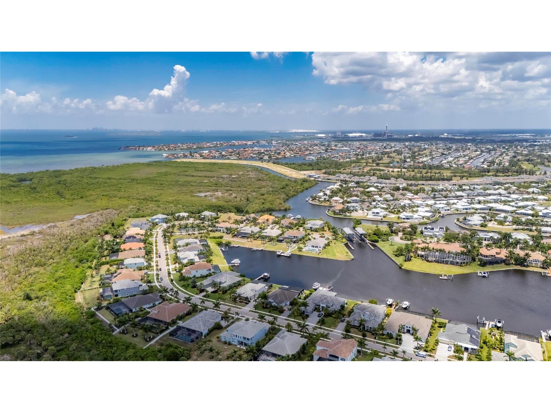 825 Manns Harbor Drive Apollo Beach FL 33572 TB8520847 image3