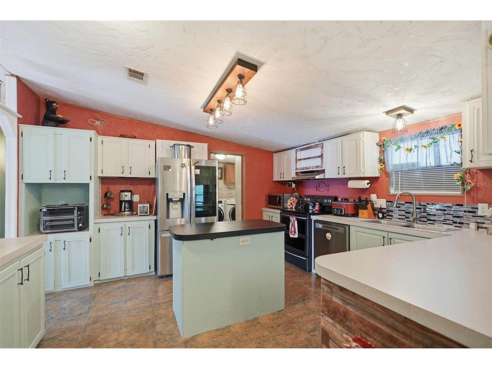 825 N Griffith Avenue Crystal River FL 34429 TB8501147 image14