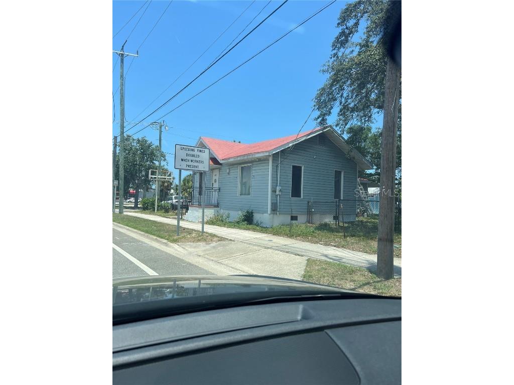 825 N Ridgewood Avenue Daytona Beach FL 32114 O6318598 image1