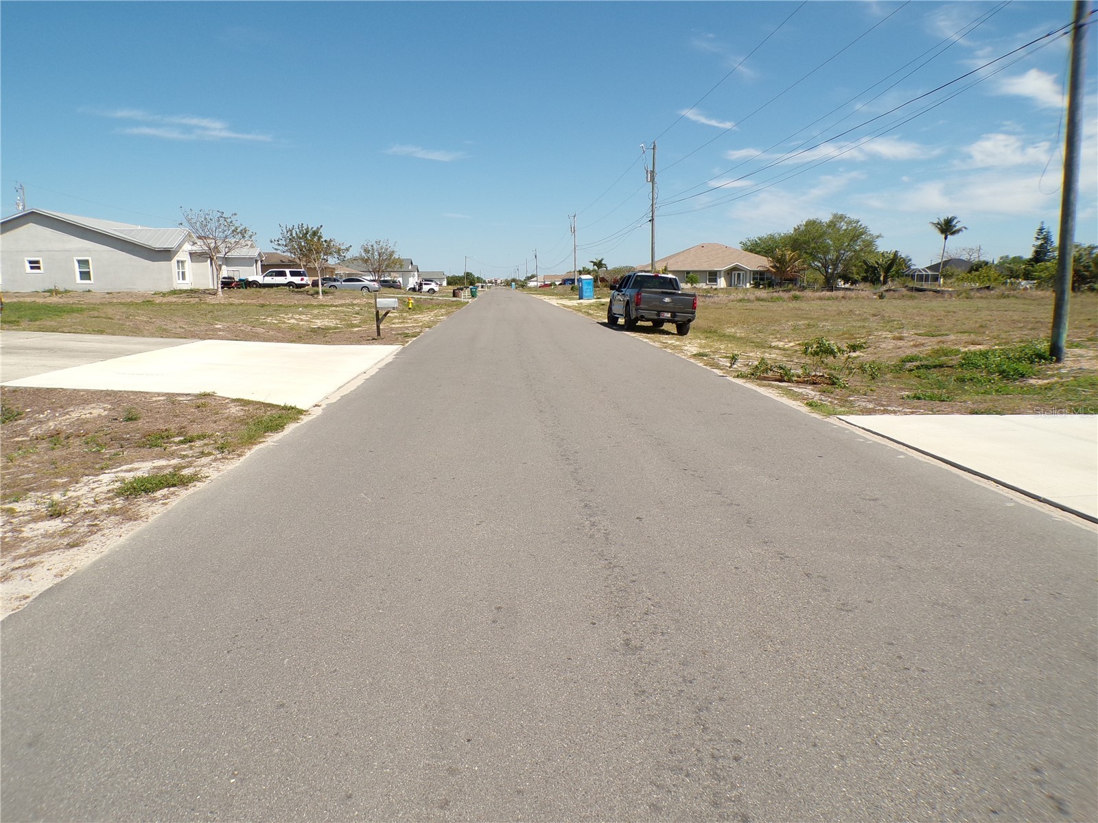 825 NE 15th Lane Cape Coral FL 33909 C7526629 image21