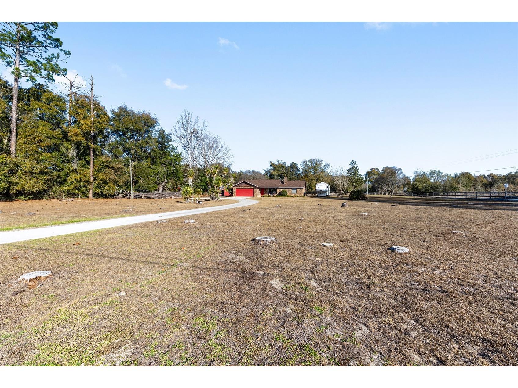 825 NE 165th Street Citra FL 32113 OM718916 image42