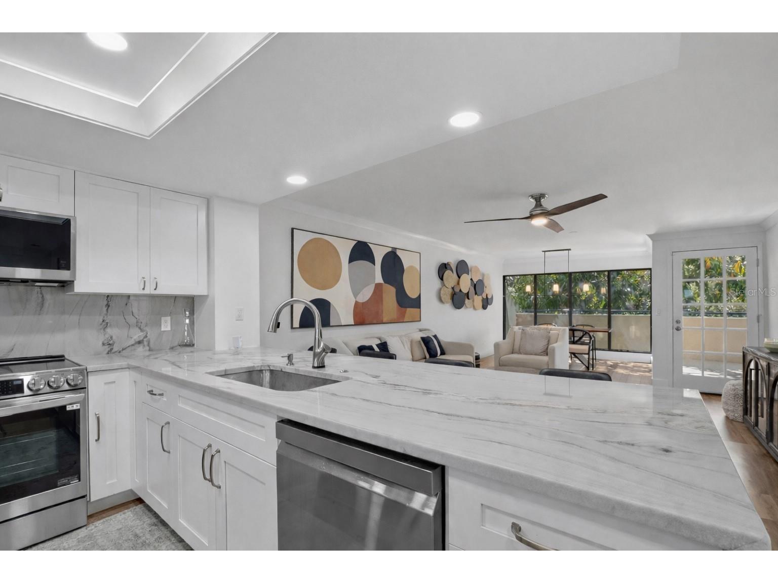 825 S Osprey Avenue #101 Sarasota FL 34236 - HUDSON BAYOU A4685410 image9