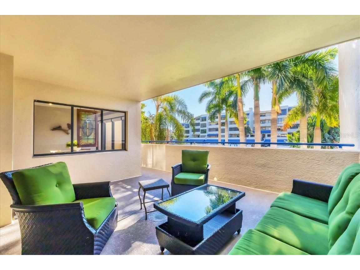 825 S Osprey Avenue #104 Sarasota FL 34236 A4671589 image3