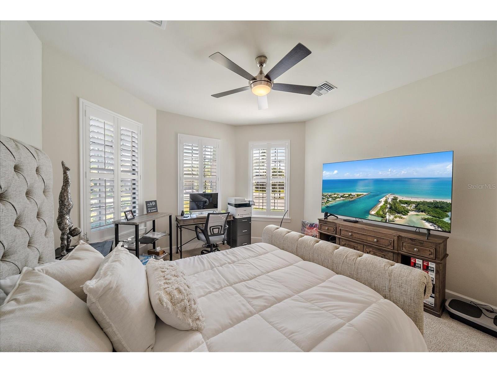 825 Seascape Place Sarasota FL 34240 A4681774 image11