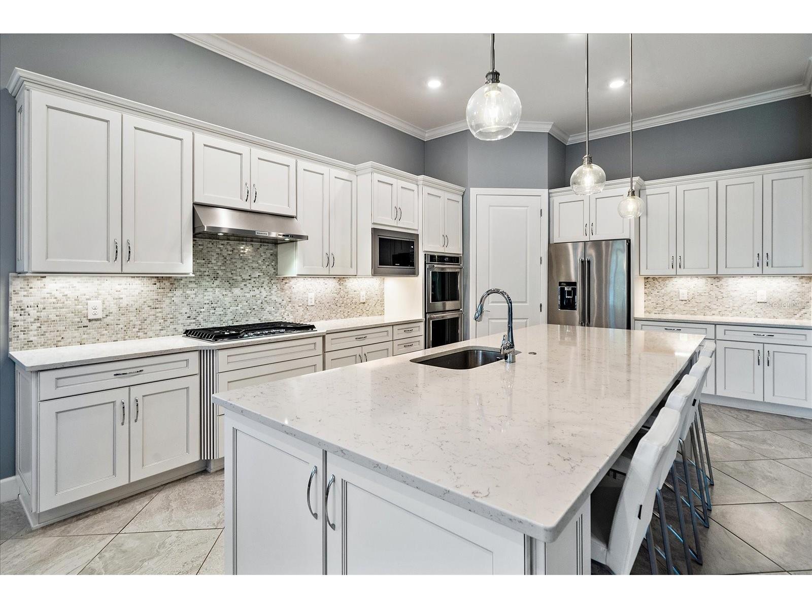 825 Seascape Place Sarasota FL 34240 A4681774 image21