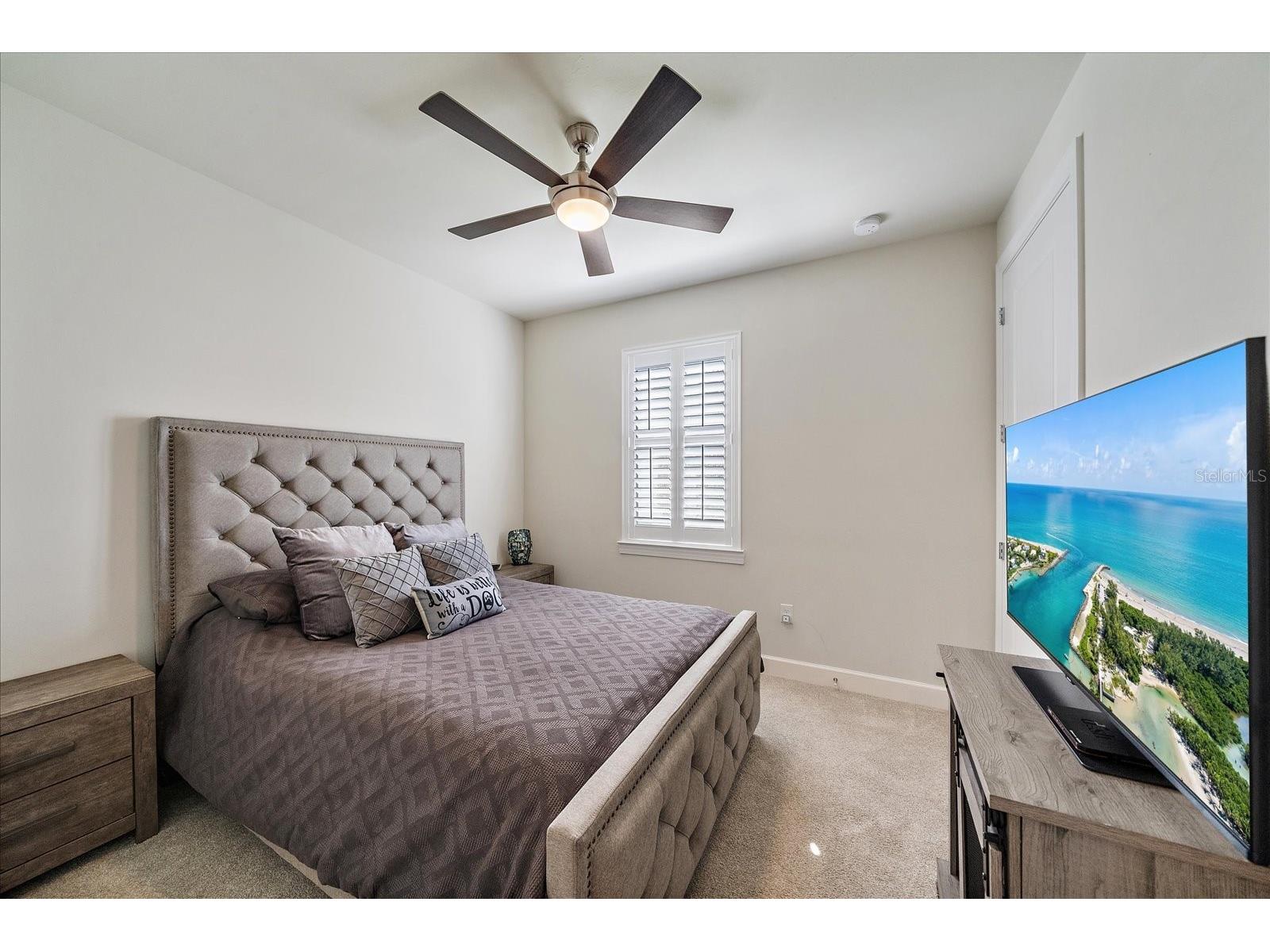 825 Seascape Place Sarasota FL 34240 A4681774 image25