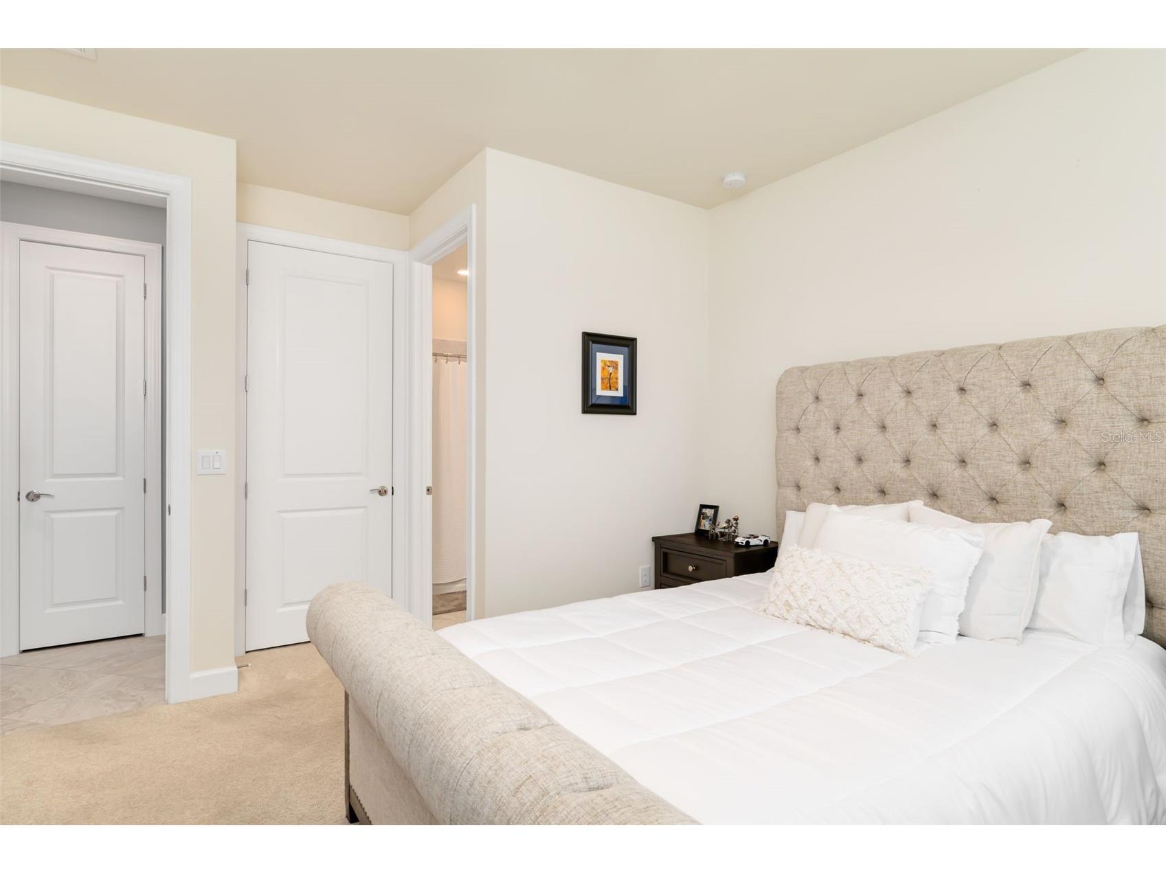 825 Seascape Place Sarasota FL 34240 A4693930 image18