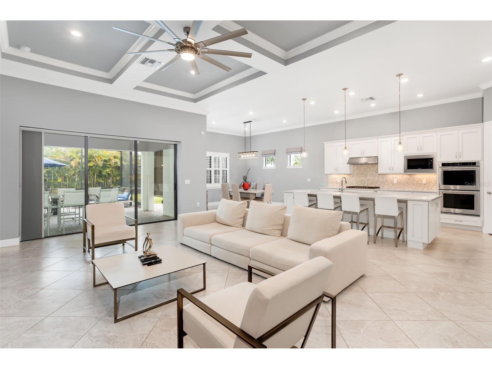 825 Seascape Place Sarasota FL 34240 A4693930 image23