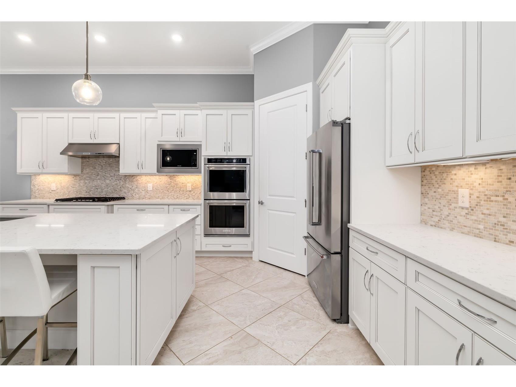 825 Seascape Place Sarasota FL 34240 A4693930 image28