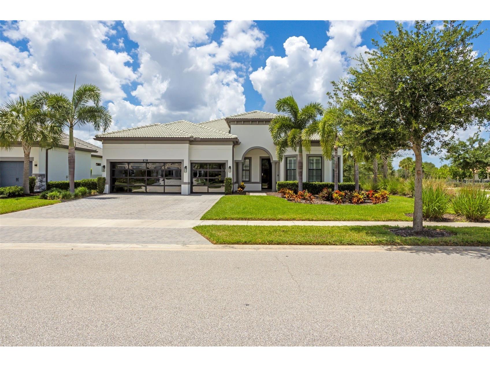 825 Seascape Place Sarasota FL 34240 A4693930 image3