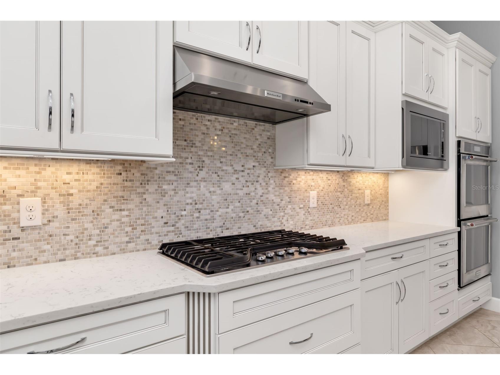 825 Seascape Place Sarasota FL 34240 A4693930 image31