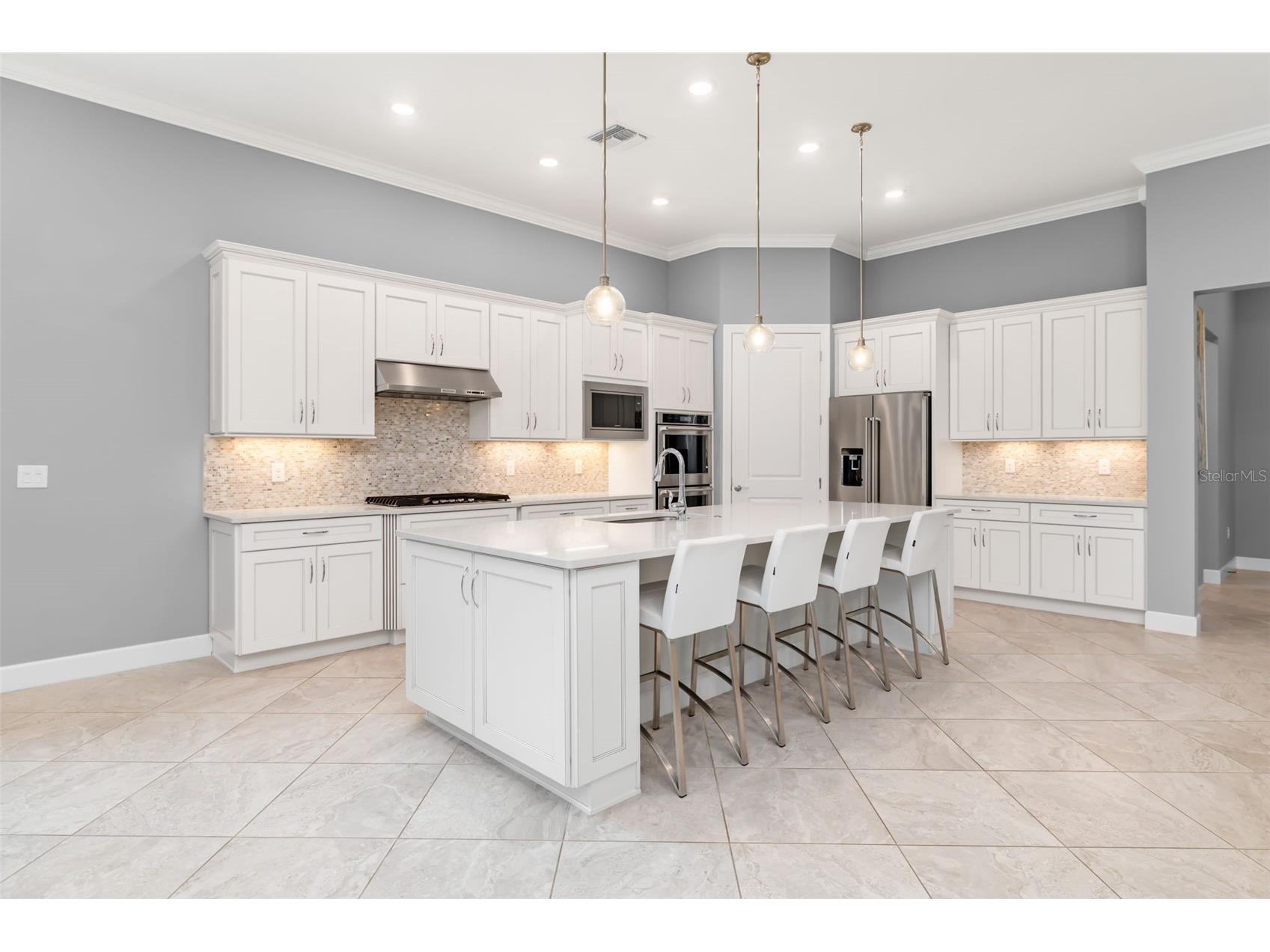 825 Seascape Place Sarasota FL 34240 A4693930 image35