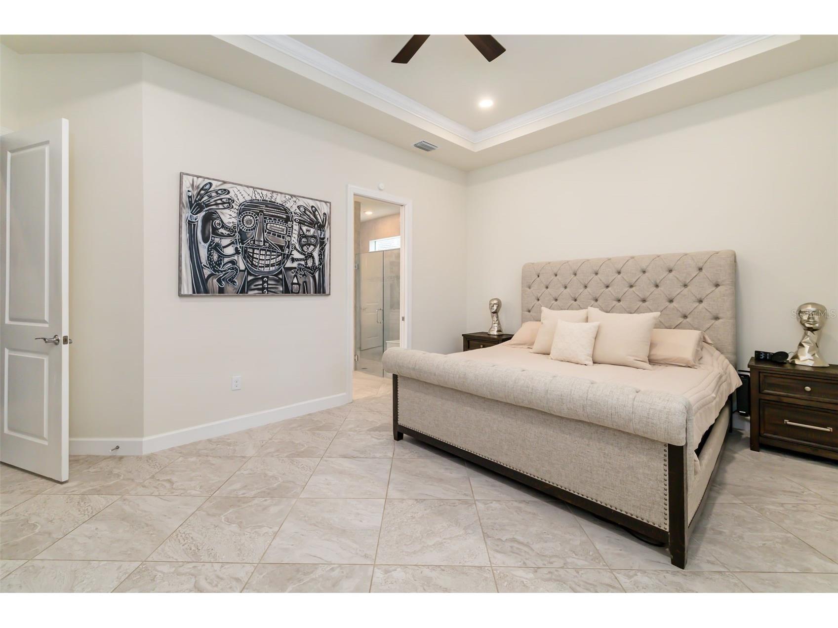 825 Seascape Place Sarasota FL 34240 A4693930 image48