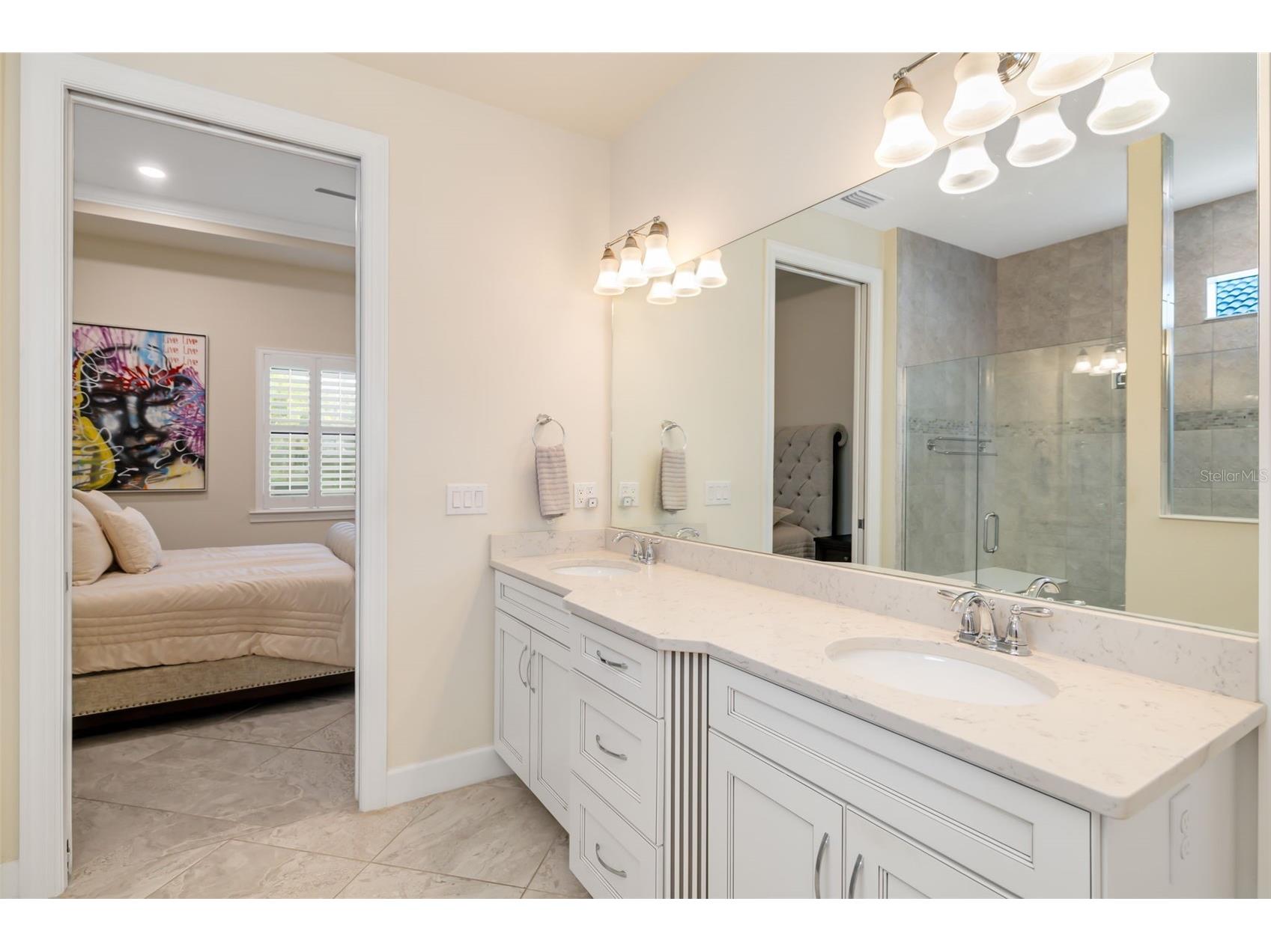 825 Seascape Place Sarasota FL 34240 A4693930 image52