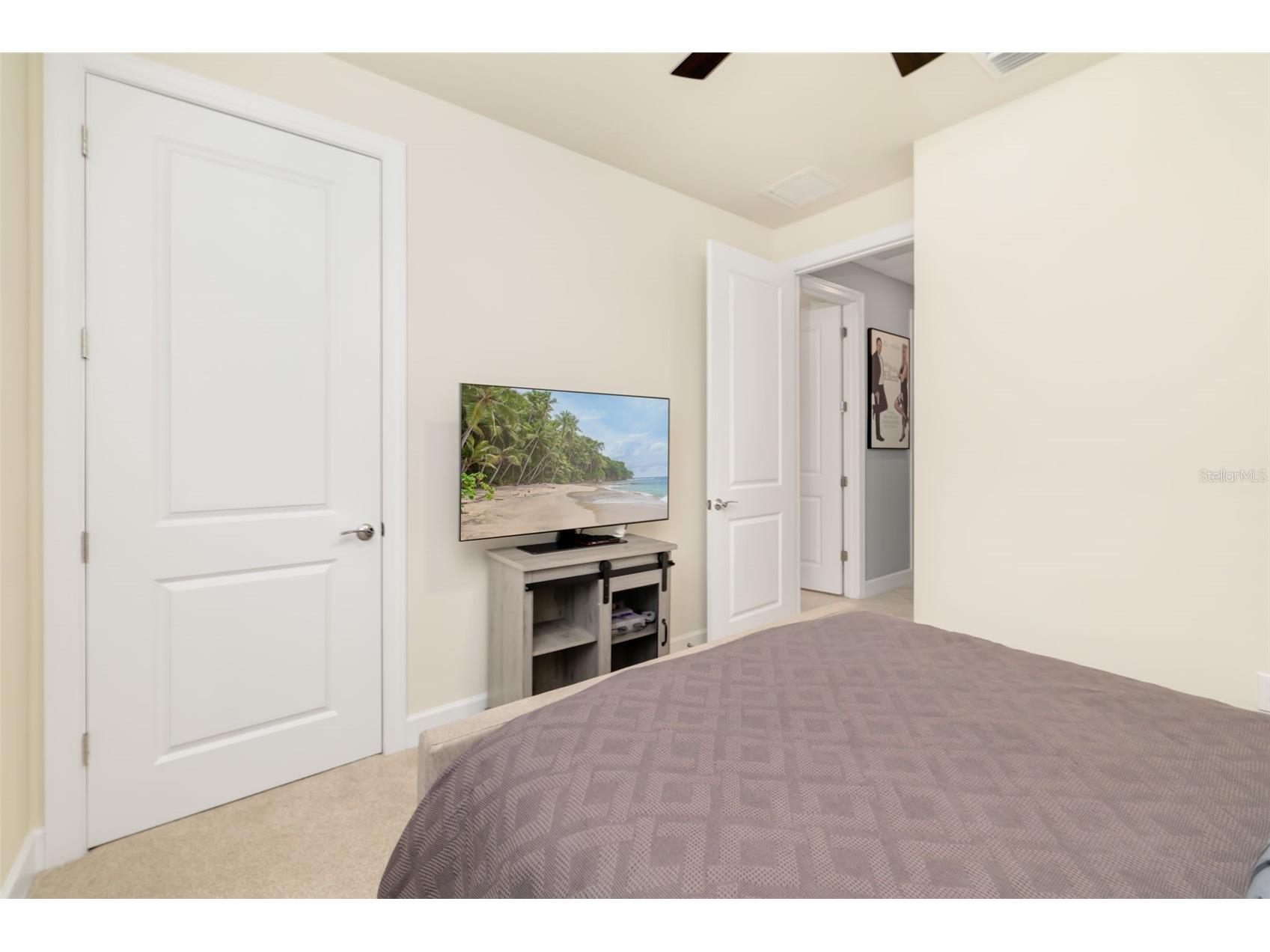 825 Seascape Place Sarasota FL 34240 A4693930 image60