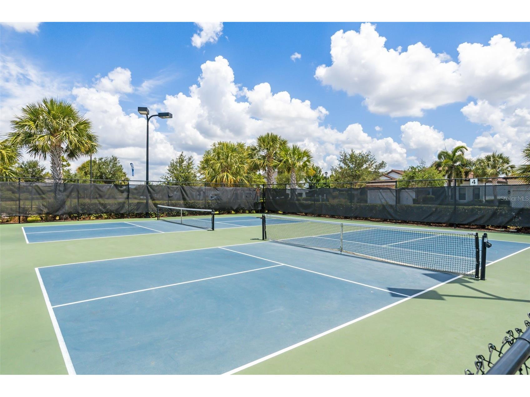 825 Seascape Place Sarasota FL 34240 A4693930 image70