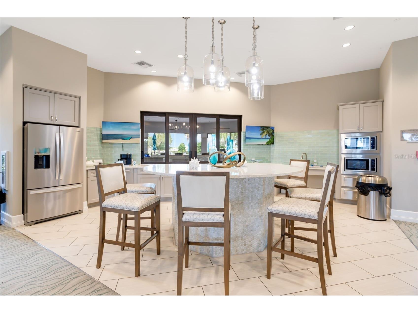 825 Seascape Place Sarasota FL 34240 A4693930 image82