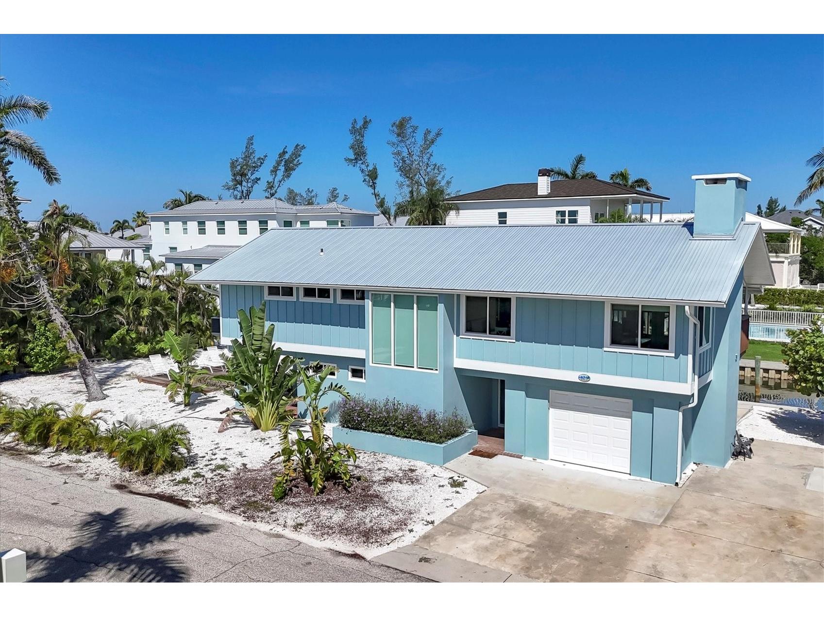 825 Tarawitt Drive Longboat Key FL 34228 A4684674 image2