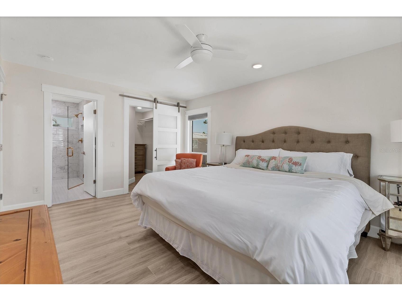 825 Tarawitt Drive Longboat Key FL 34228 A4684674 image21