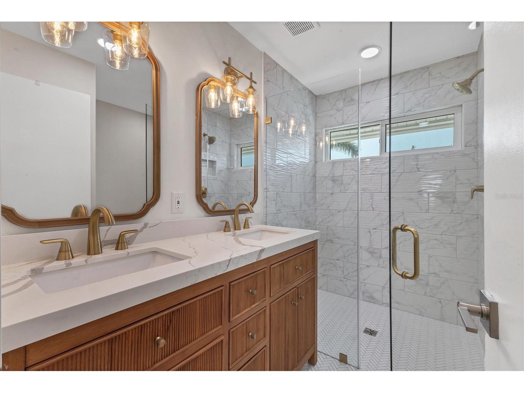825 Tarawitt Drive Longboat Key FL 34228 A4684674 image22