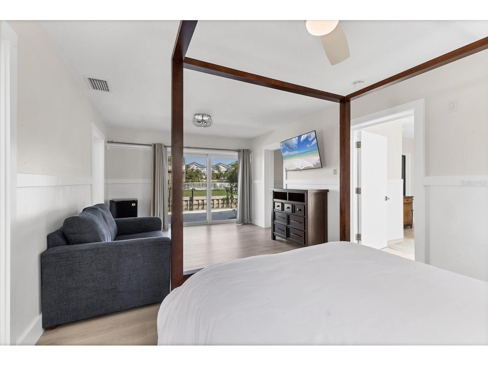 825 Tarawitt Drive Longboat Key FL 34228 A4684674 image27