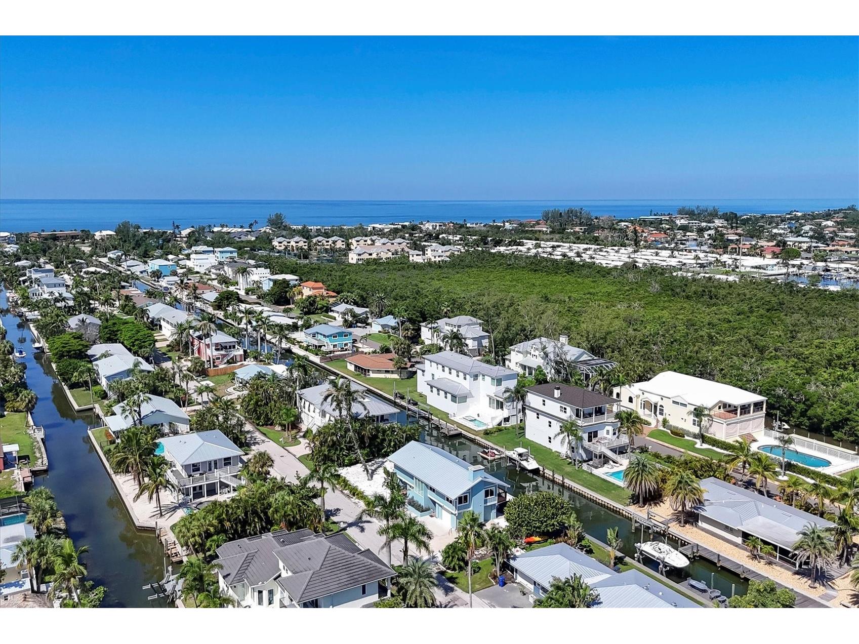 825 Tarawitt Drive Longboat Key FL 34228 A4684674 image4