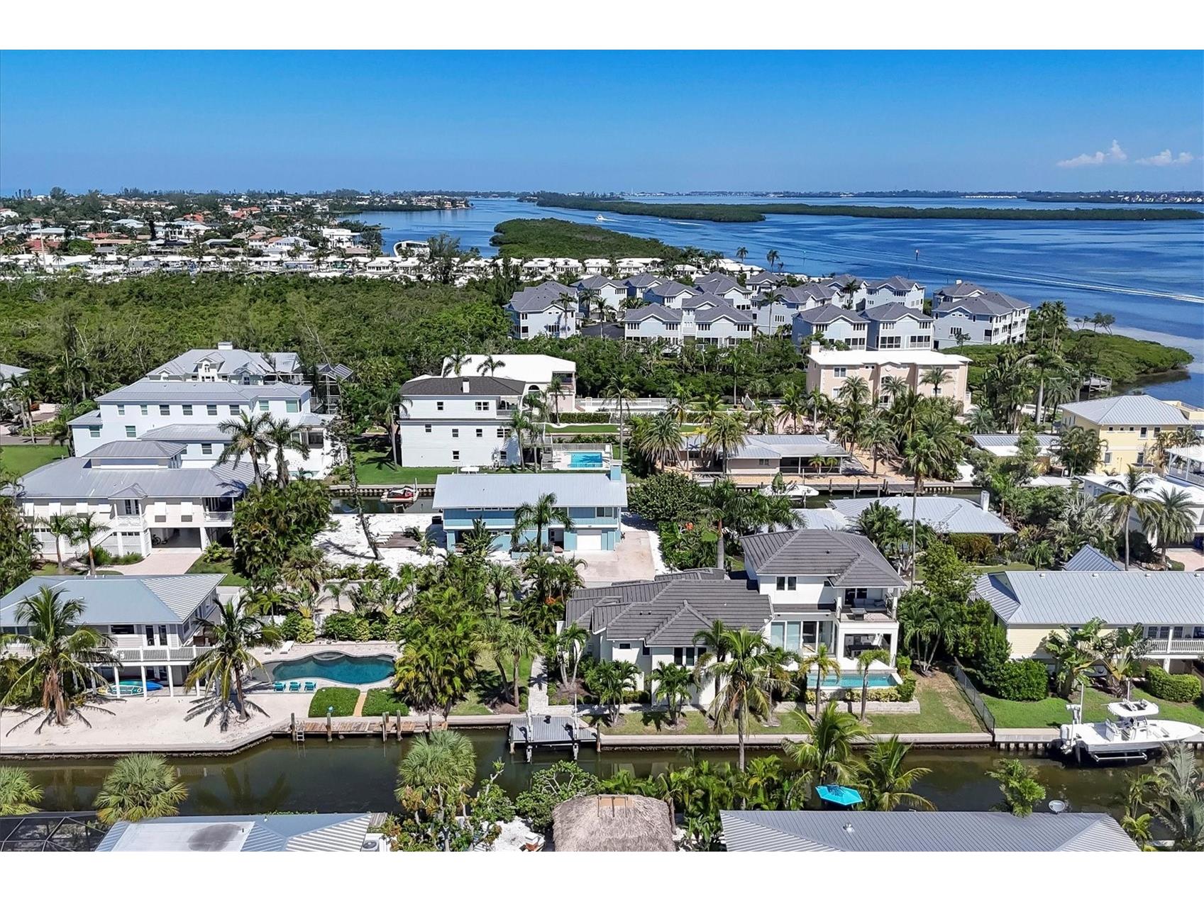 825 Tarawitt Drive Longboat Key FL 34228 A4684674 image5