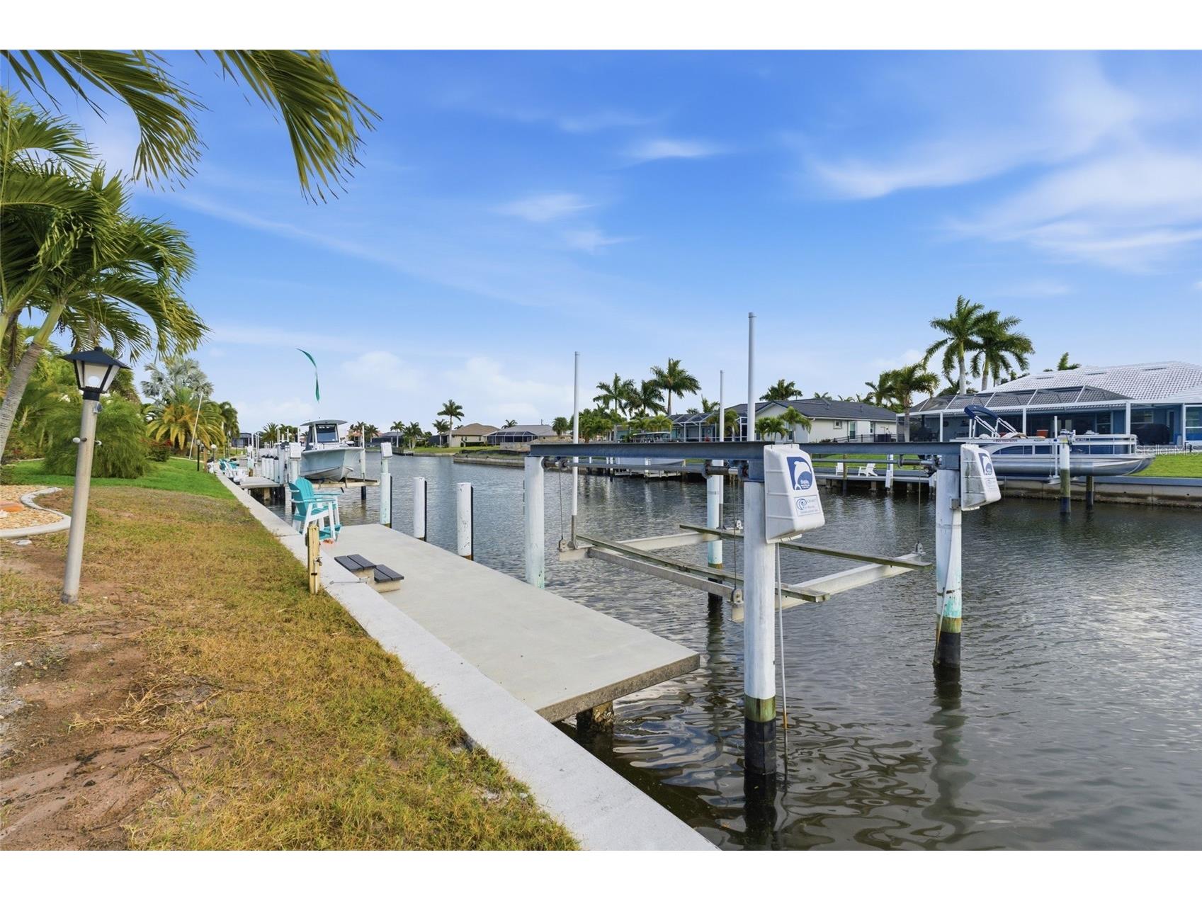825 Via Formia Punta Gorda FL 33950 - LISA BAY C7522778 image3