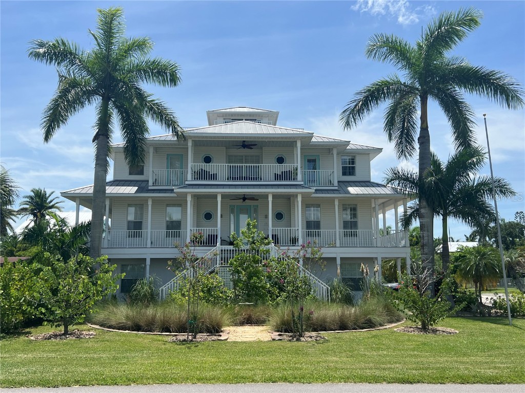 825 W Retta Esplanade Punta Gorda FL 33950 - CHARLOTTE HARBOR/PEACE RIVER C7497370 image1