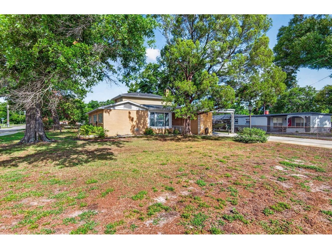 825 W Whatley Place Tampa FL 33604 - HILLSBOROUGH RIVER TB8511444 image1