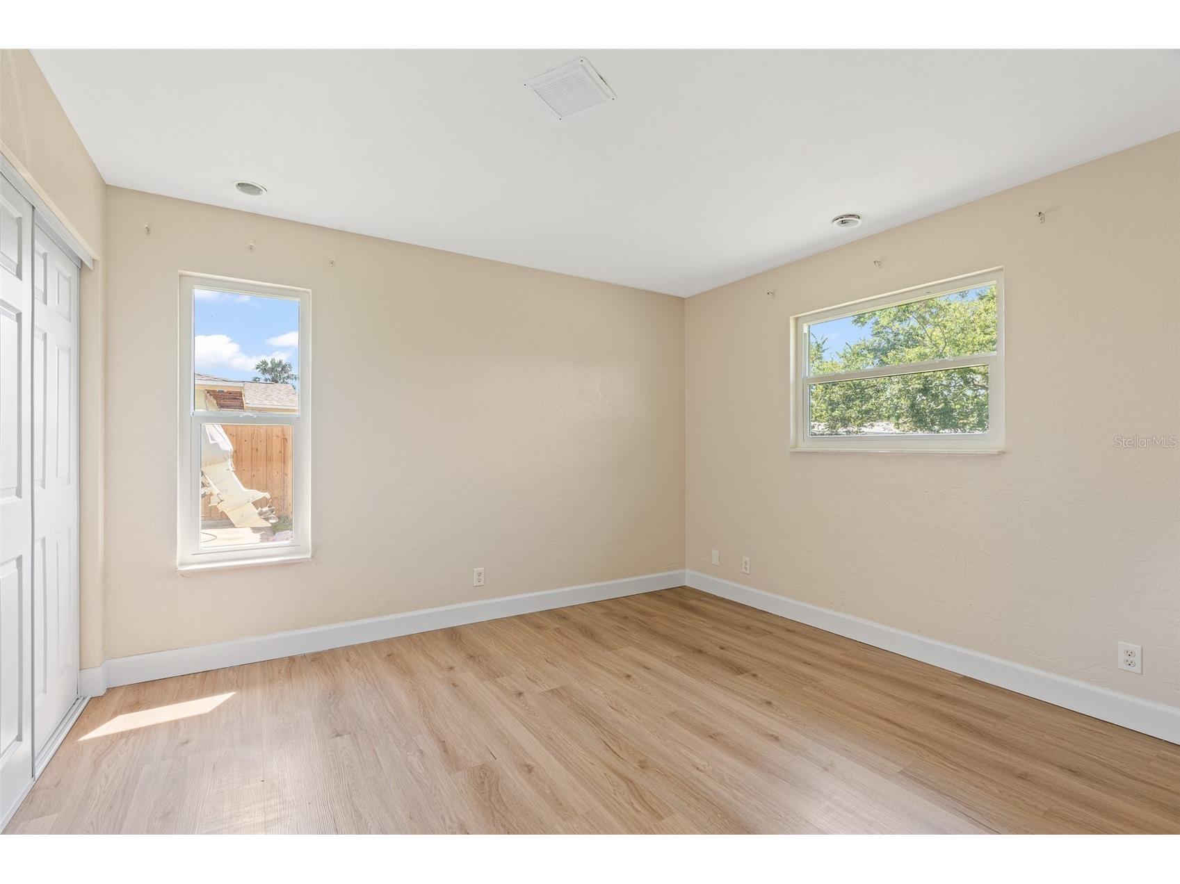 825 Wells Drive South Daytona FL 32119 V4942743 image15