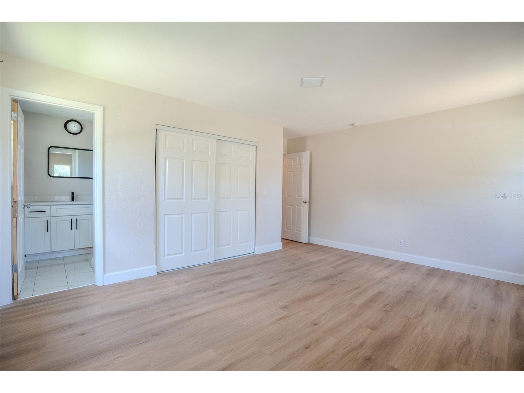 825 Wells Drive South Daytona FL 32119 V4942743 image9