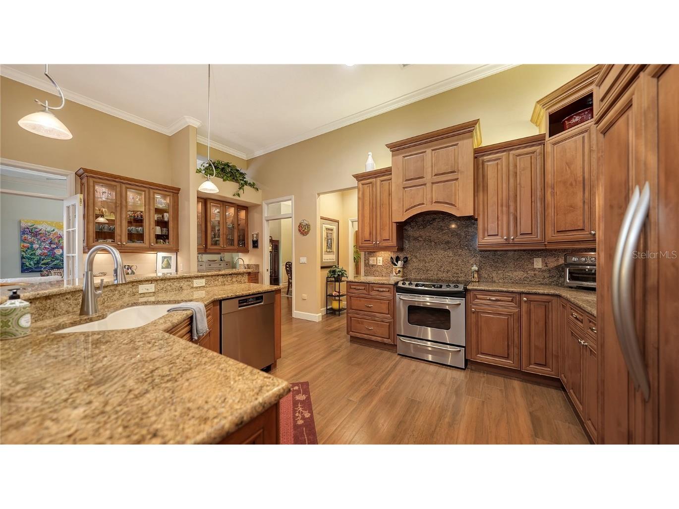 8250 Hugh Alison Place Sarasota FL 34240 A4669348 image12