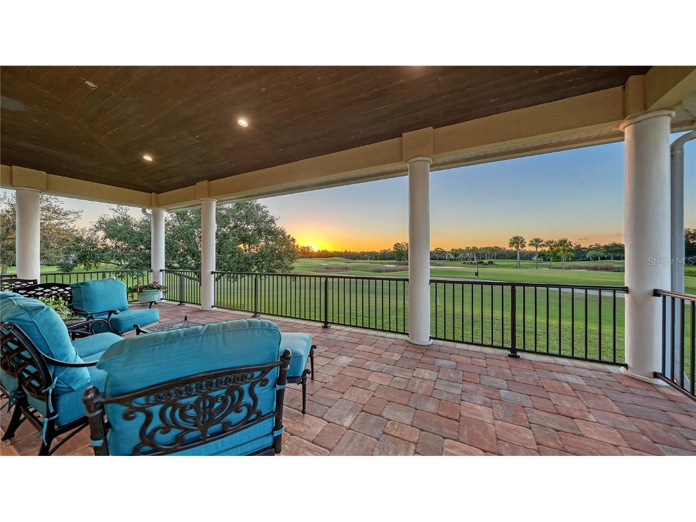 8250 Hugh Alison Place Sarasota FL 34240 A4669348 image38