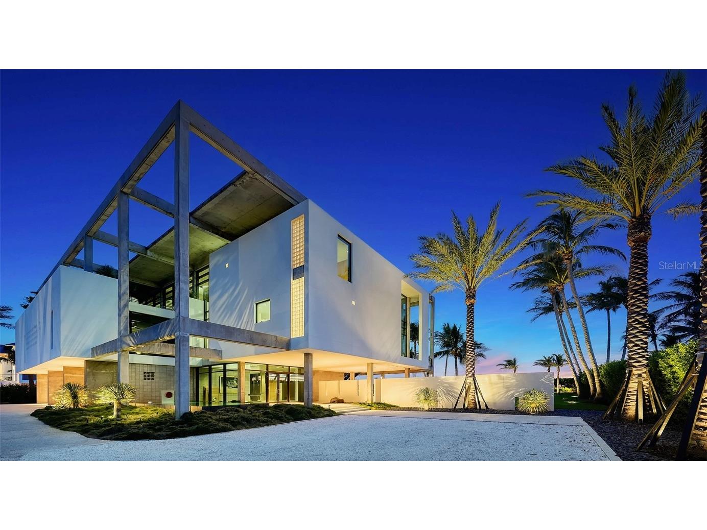 8250 Sanderling Road Sarasota FL 34242 - THE GULF A4660281 image2