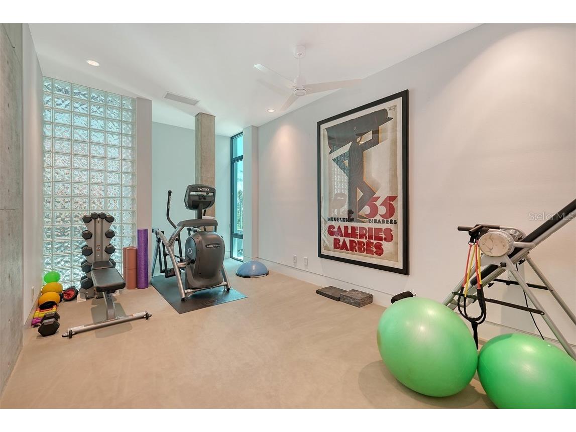 8250 Sanderling Road Sarasota FL 34242 - THE GULF A4660281 image33