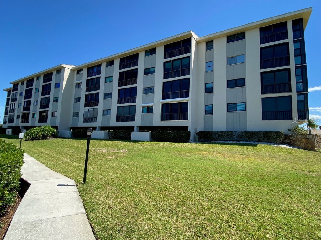 8251 Brent Street #927 Port Richey FL 34668 - GULF OF AMERICA W7863912 image1