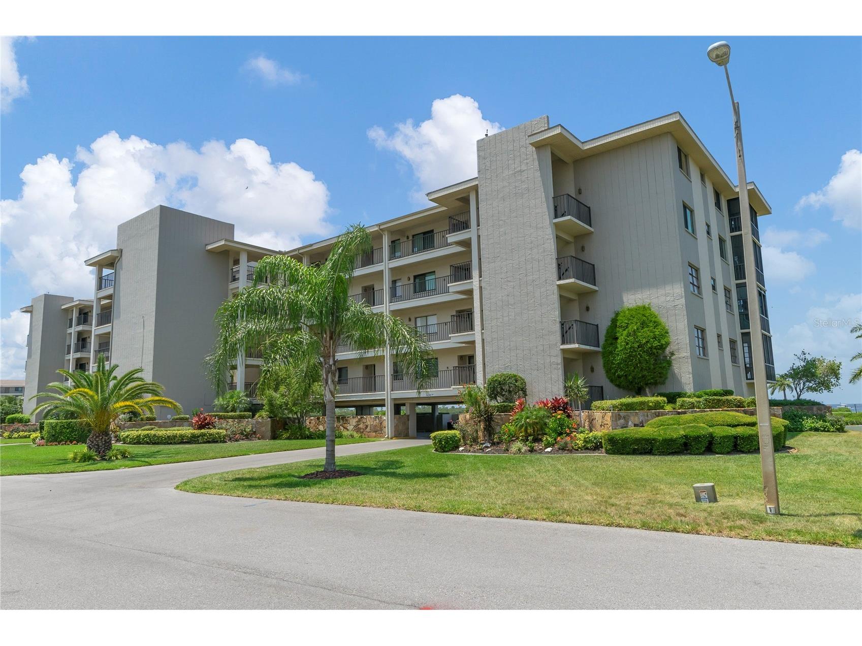 8251 Brent Street #936 Port Richey FL 34668 - GULF OF AMERICA COTEE RIVER W7884149 image3