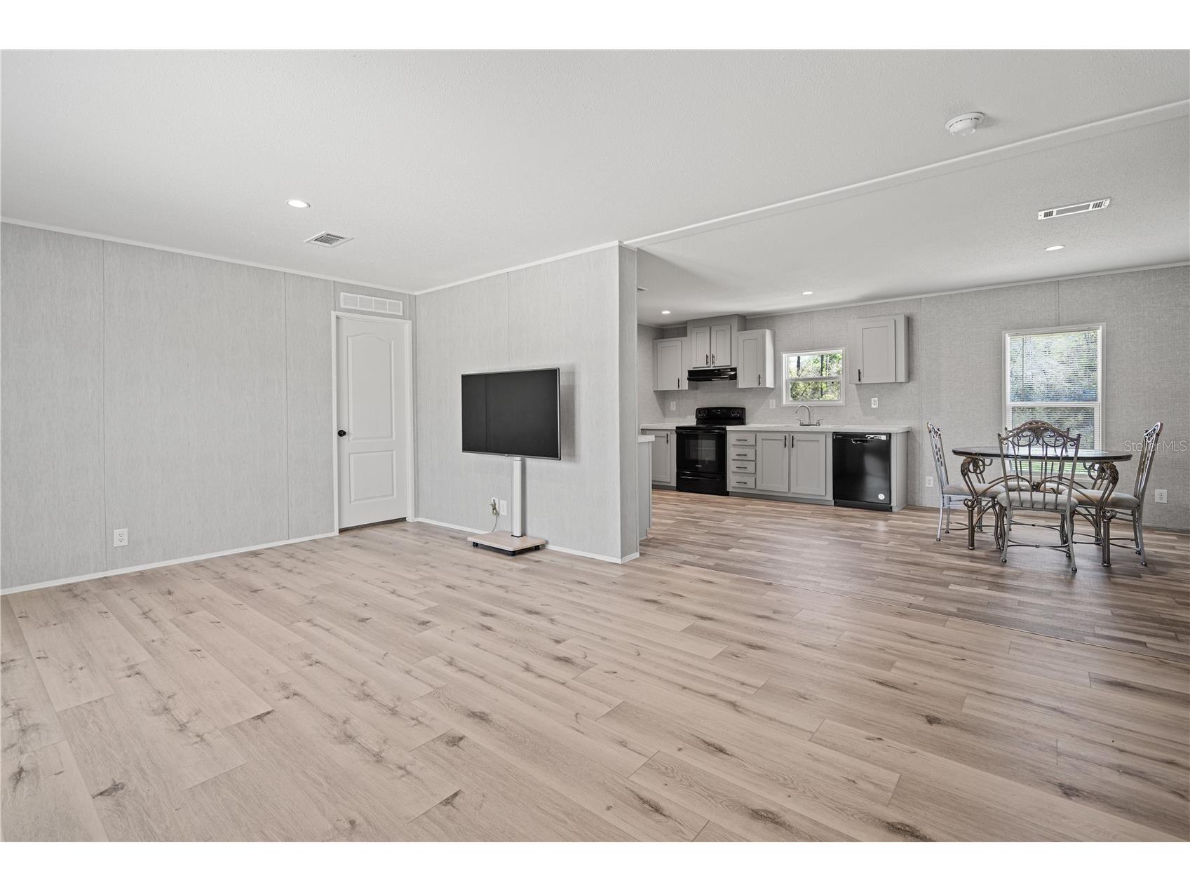 8251 NE 95th Avenue Bronson FL 32621 GC538809 image2
