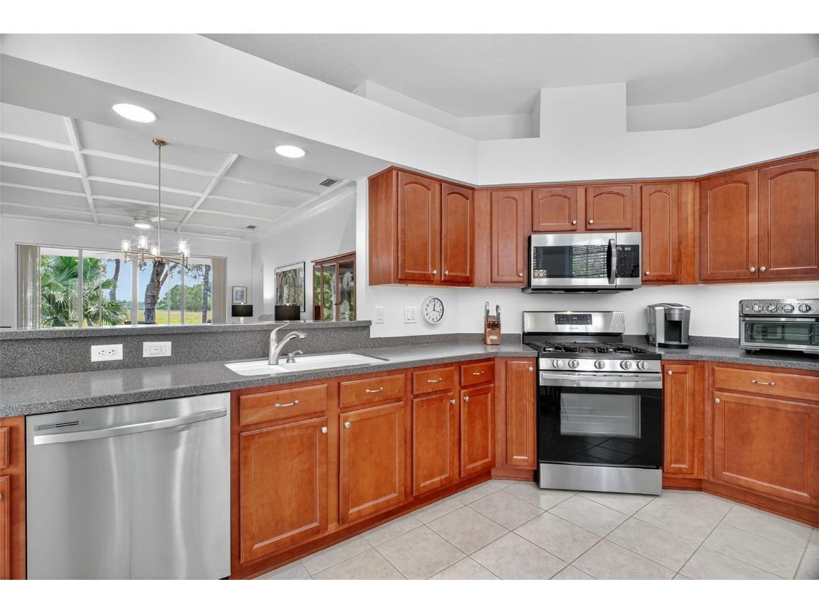 8252 Bridgeport Bay Circle Mount Dora FL 32757 - LAKES OF MOUNT DORA G5102215 image13