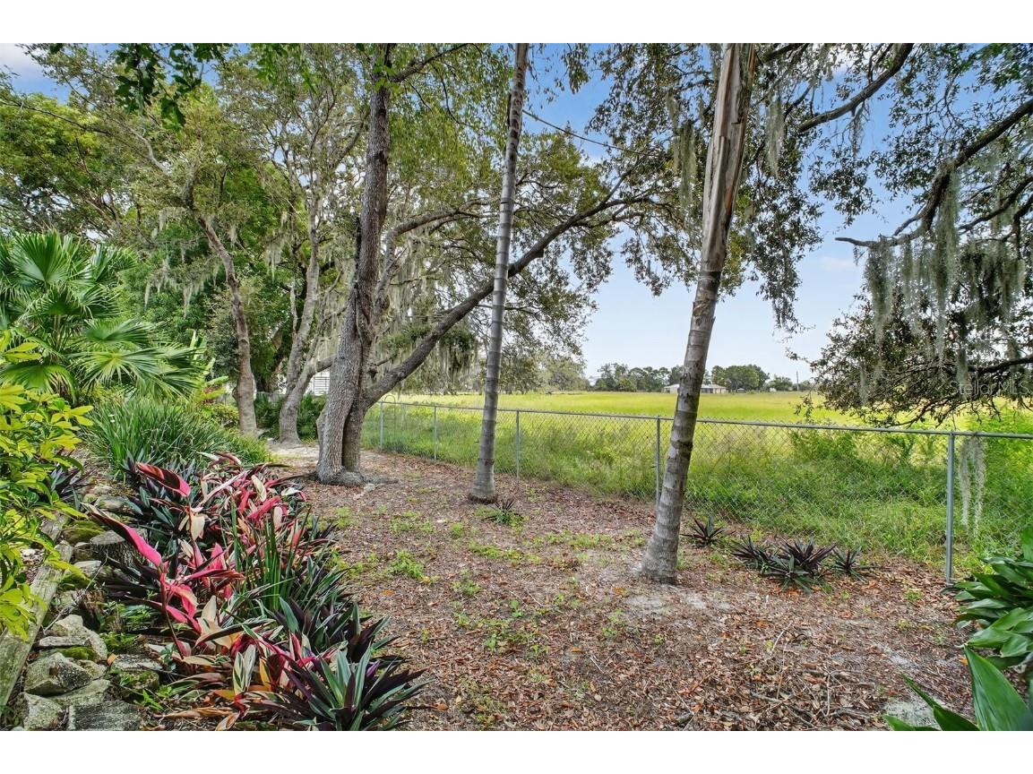 8252 Bridgeport Bay Circle Mount Dora FL 32757 - LAKES OF MOUNT DORA G5102215 image35