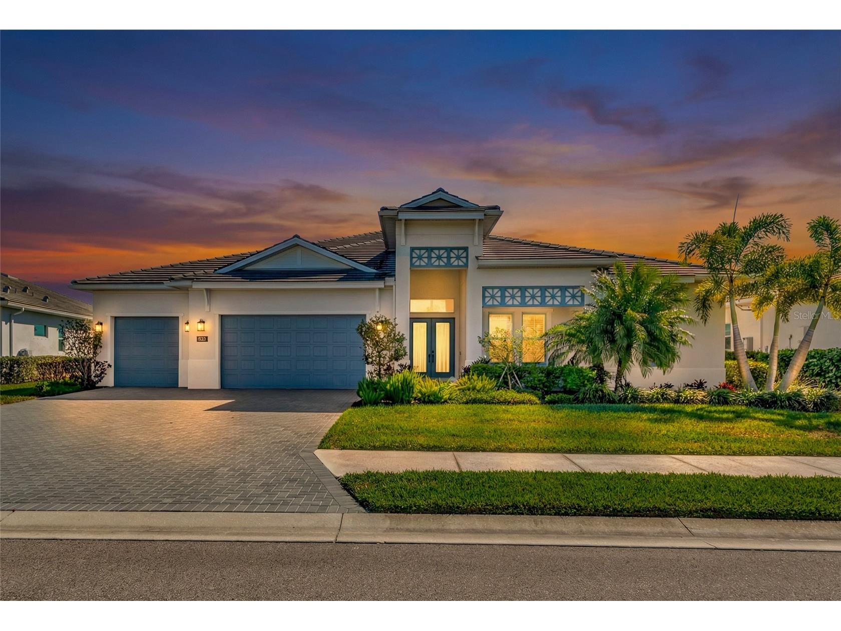 8252 Redonda Loop Bradenton FL 34202 A4680090 image1