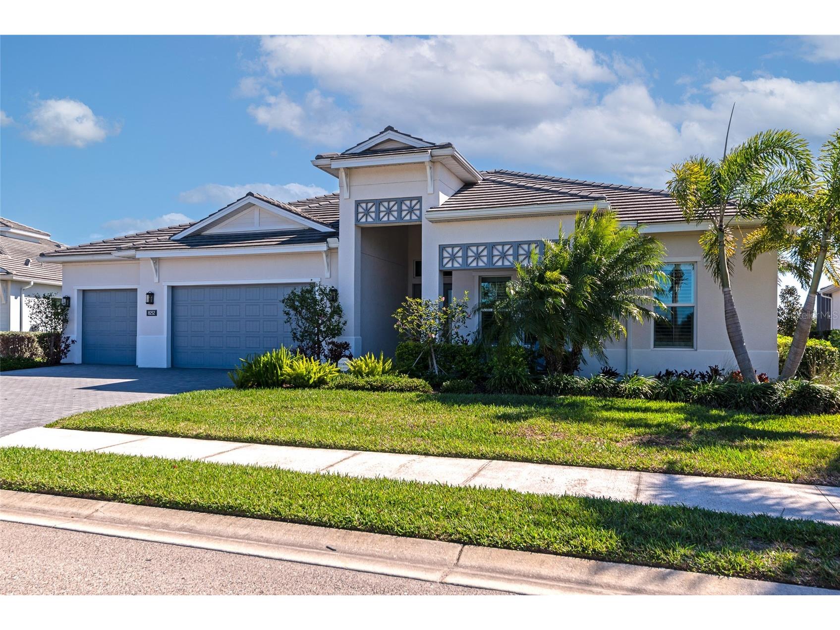8252 Redonda Loop Bradenton FL 34202 A4680090 image2